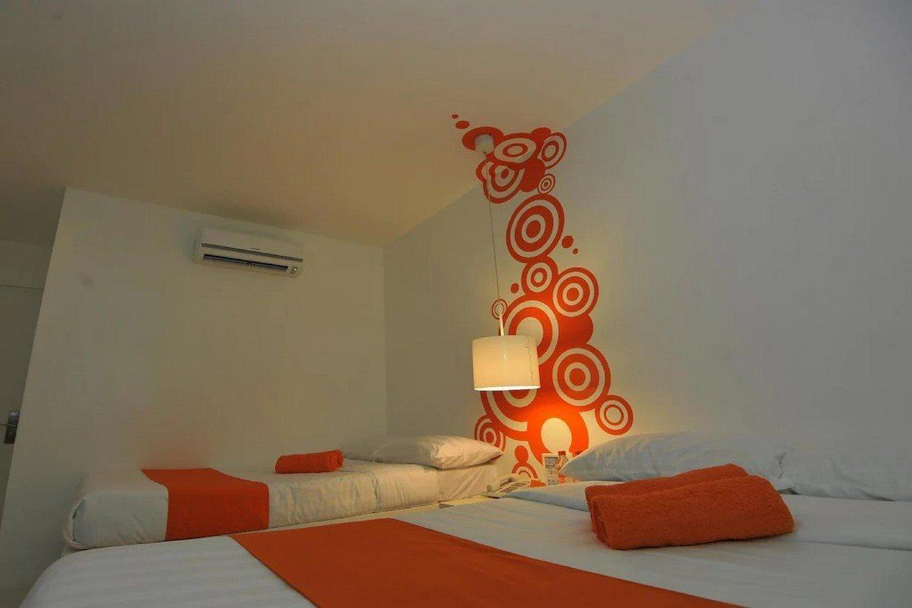 Islands Stay Hotels - Uptown Cebu Екстер'єр фото