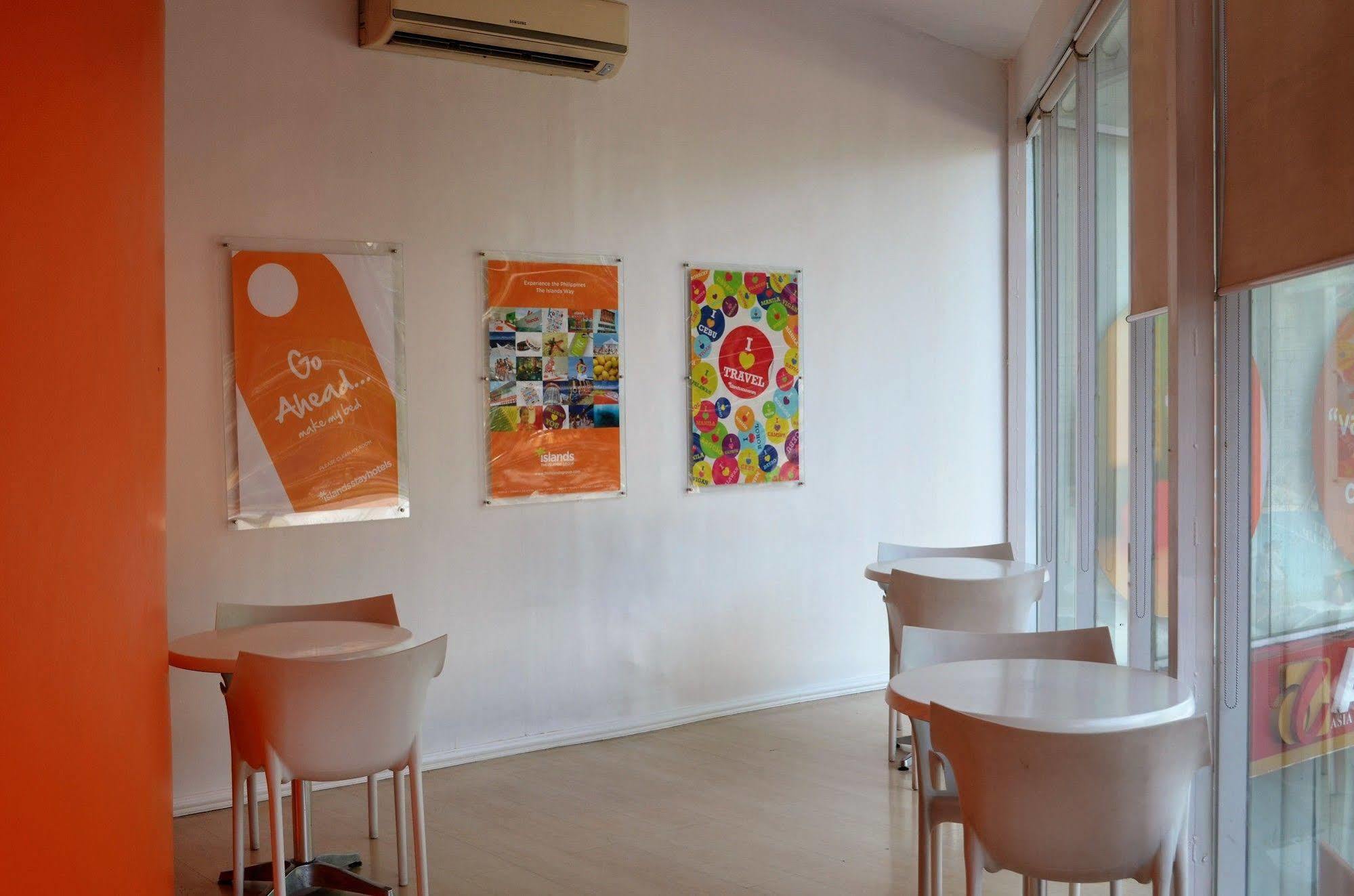Islands Stay Hotels - Uptown Cebu Екстер'єр фото